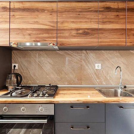 Veli Group Apartment In Old City Kutaisi Exterior foto